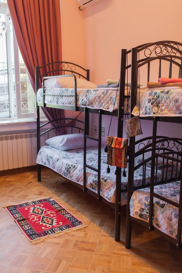 Land Of Fire Hostel Baku Exterior photo