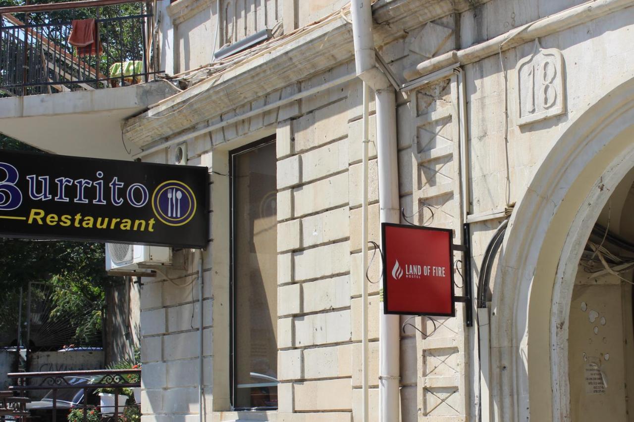 Land Of Fire Hostel Baku Exterior photo
