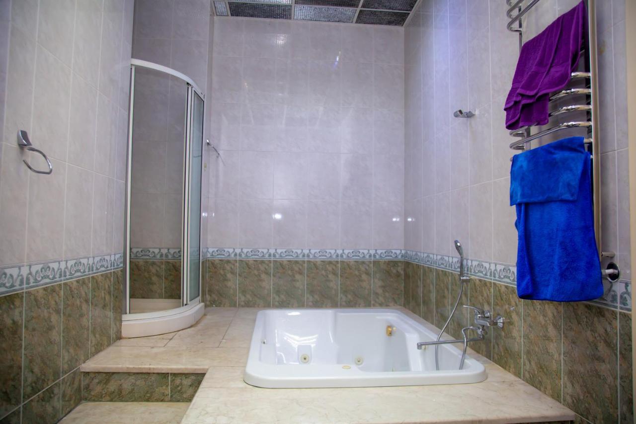Land Of Fire Hostel Baku Exterior photo