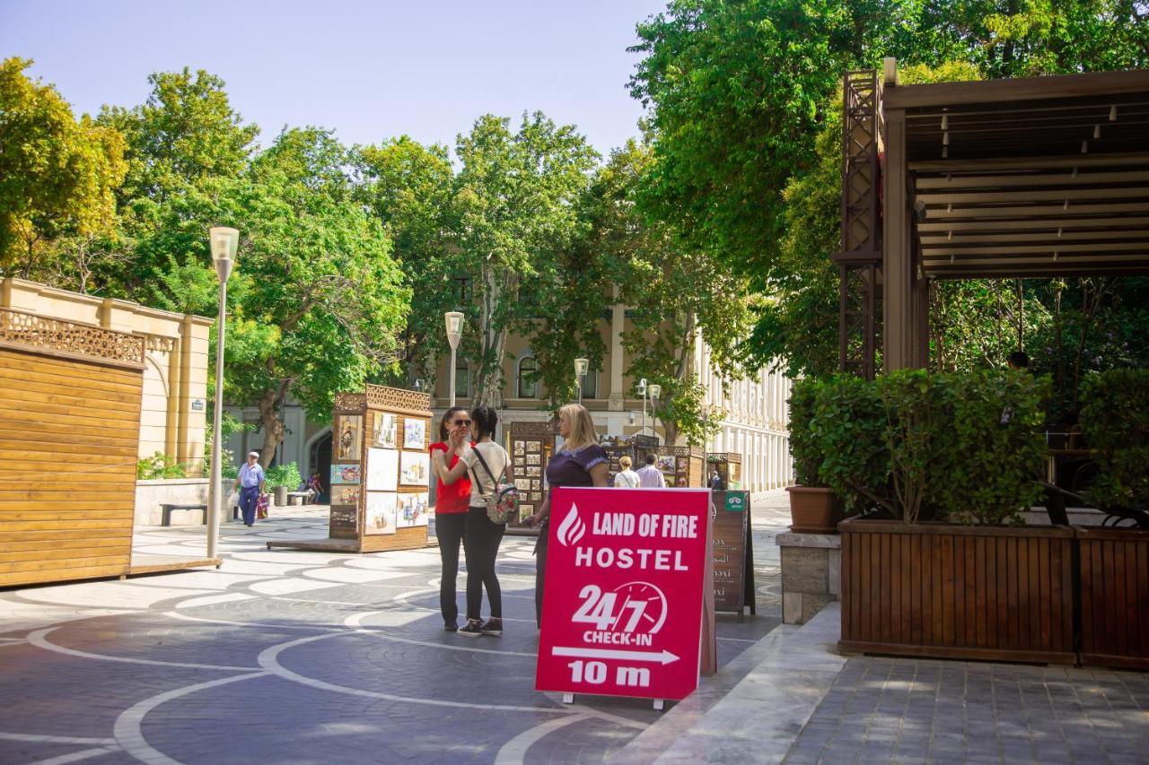 Land Of Fire Hostel Baku Exterior photo