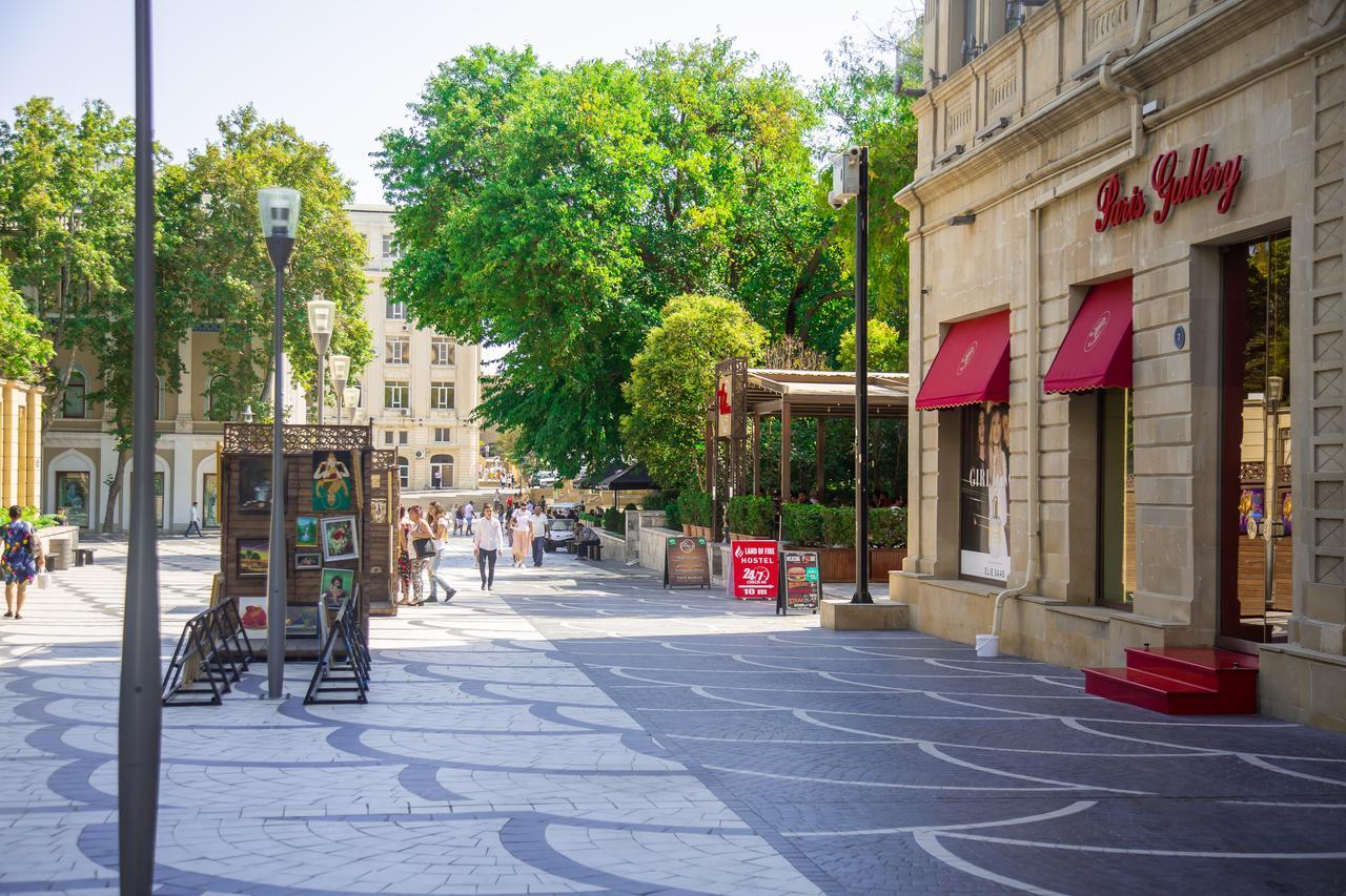 Land Of Fire Hostel Baku Exterior photo