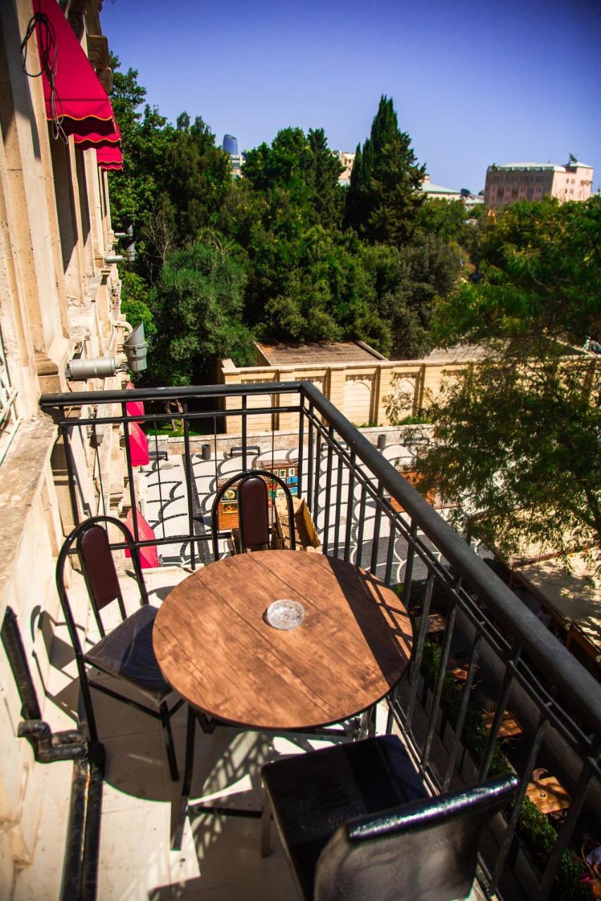 Land Of Fire Hostel Baku Exterior photo
